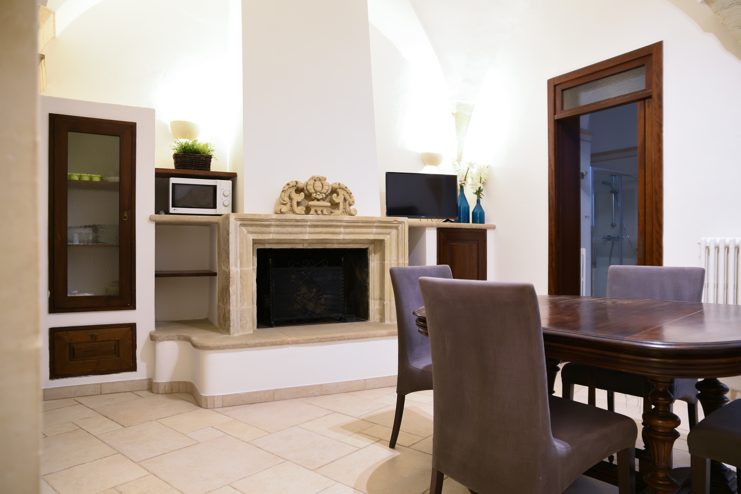 Living room. Bnb lecce, appartamento centro storico lecce, casa vacanze lecce. Camera matrimoniale lecce. Hotel a Lecce. B&b lecce. Bnb Lecce. bad and breakfast lecce, bed and breakfast a Lecce.